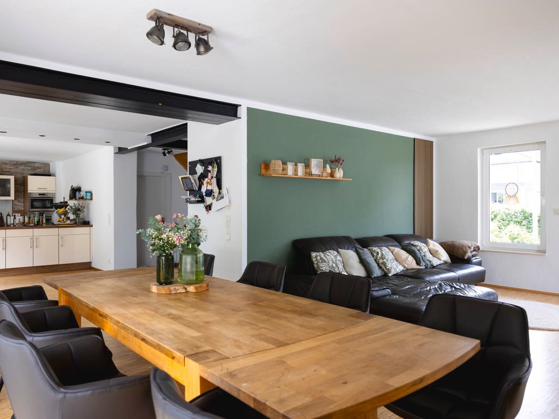 Innenansicht des Wohn- und Essbereichs