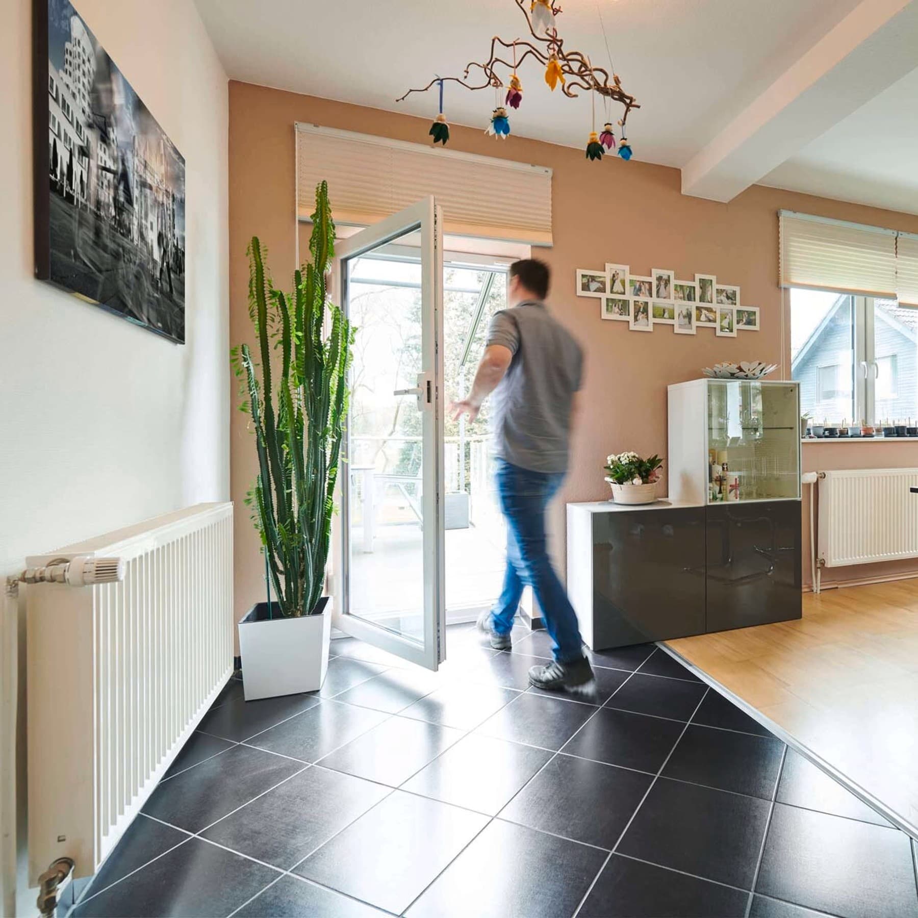 Esszimmer mit Radiatoren