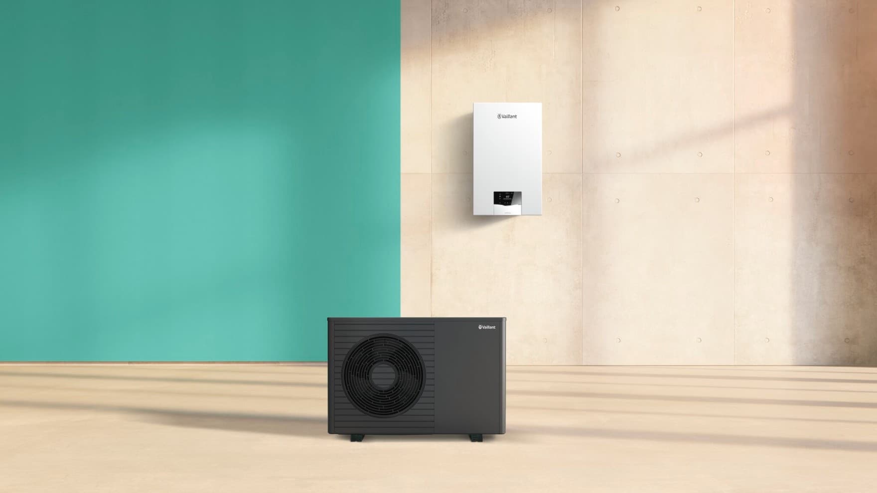 Frontalansicht Hybridsystem bestehend aus Wärmepumpte aroTHERM plus und Gas-Brennwertgerät ecoTEC plus in Scene