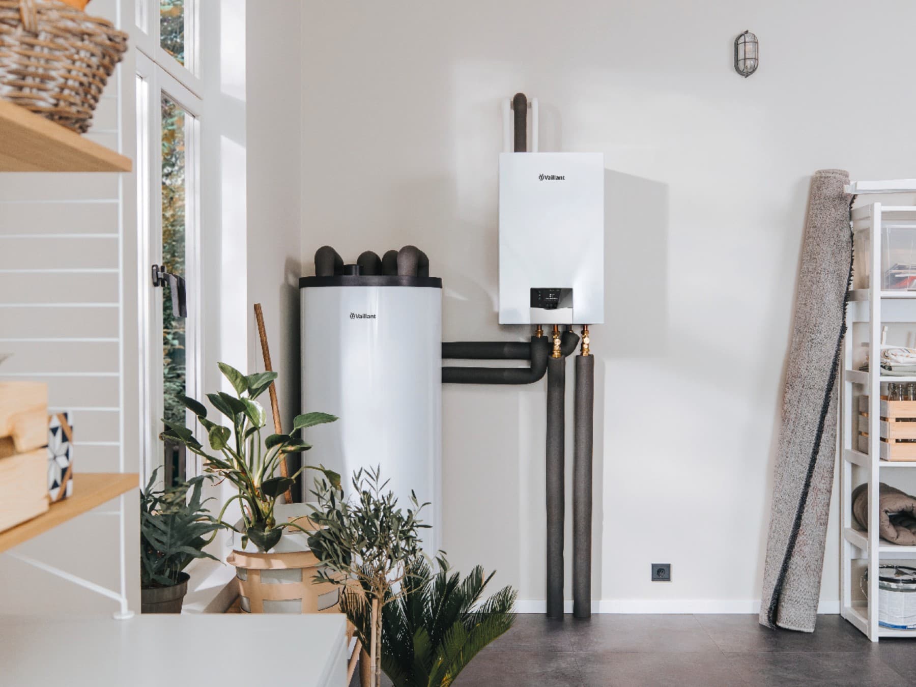 Wandhängende Hydraulikstation VWZ MEH der Wärmepumpe aroTHERM Split von Vaillant